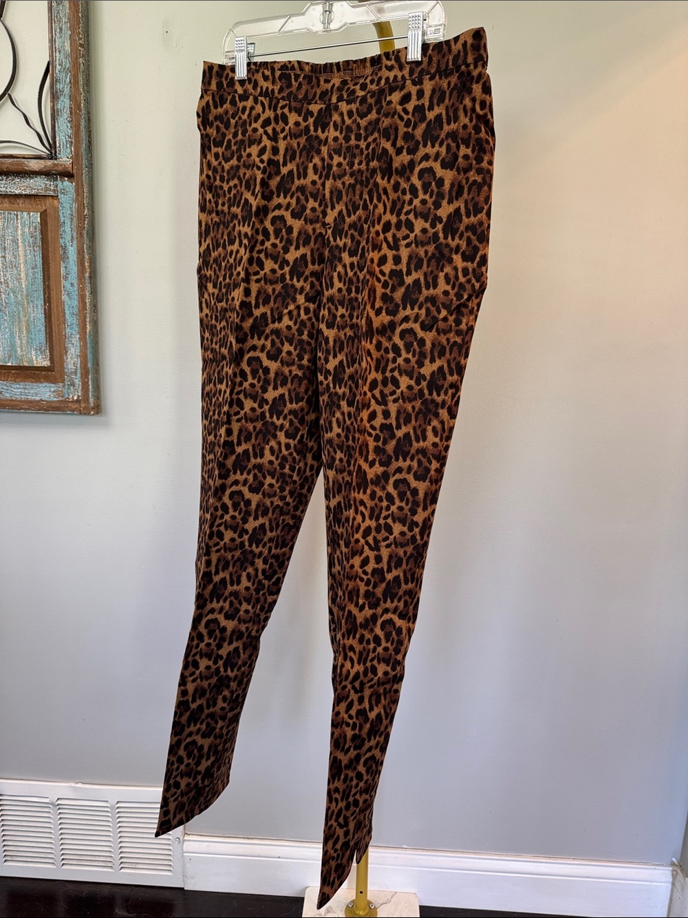 Isaac Mizrahi Leopard Print pull on Pants - NWT 12T
